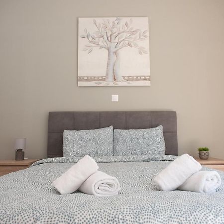 Apartmán Newly Renovated Flat 500M From Subway Station Atény Exteriér fotografie